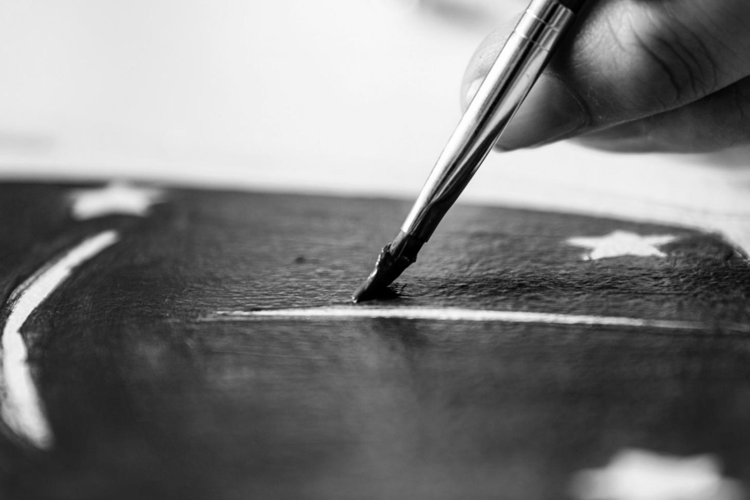 Démonstration technique de construction géométrique pour la perspective en dessin